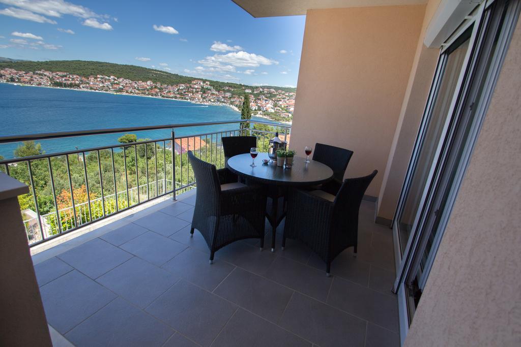 Apartments Kelic Trogir Bilik gambar