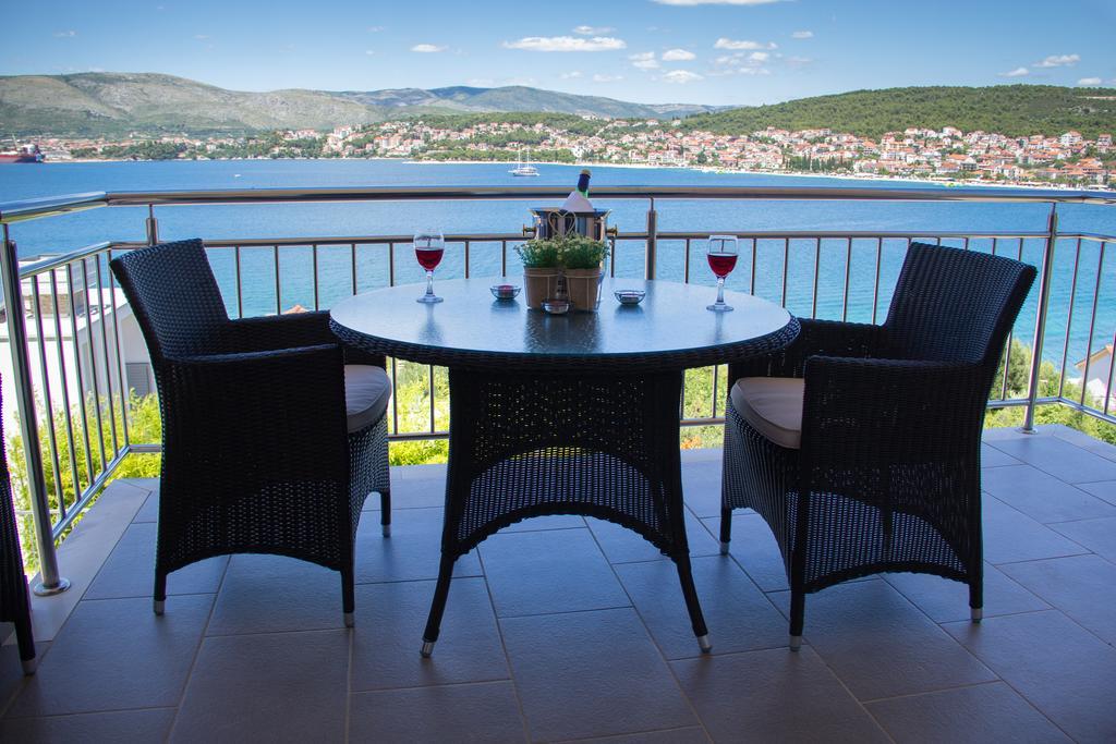 Apartments Kelic Trogir Bilik gambar